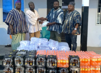 ALHAJI UTHMAN GBANGU’S GENEROSITY SHINES AT DUMBA FESTIVAL